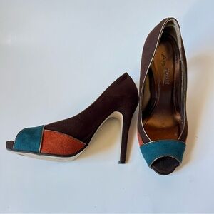 Faux Suede Open Toe, High Heels, Dark Brown & Green, Size 7